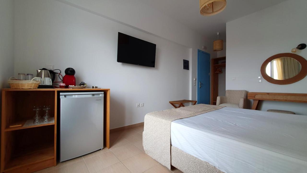 Sarakiniko Rooms Adamantas  Dış mekan fotoğraf