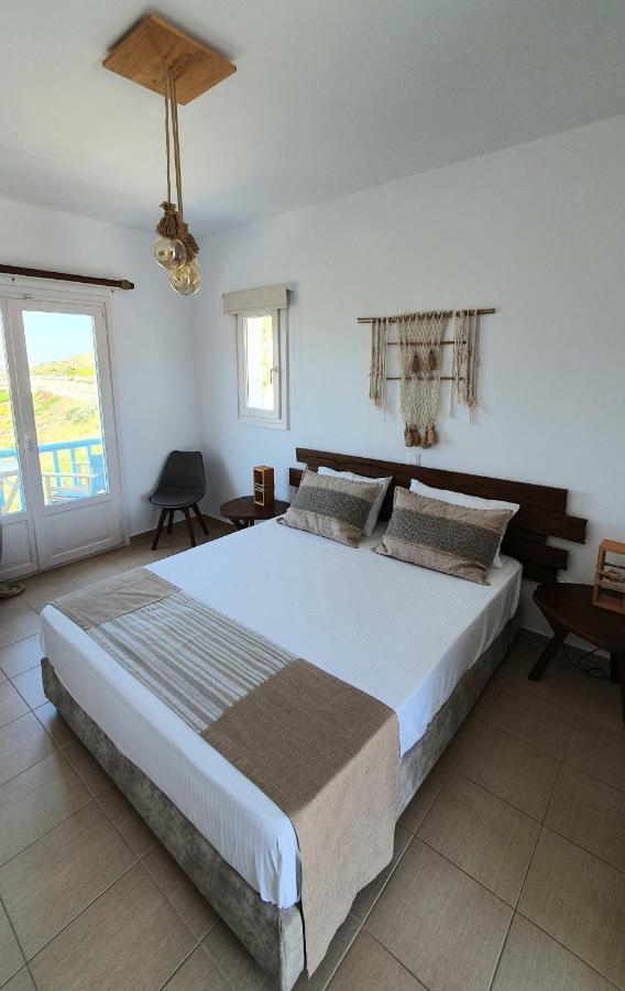Sarakiniko Rooms Adamantas  Dış mekan fotoğraf