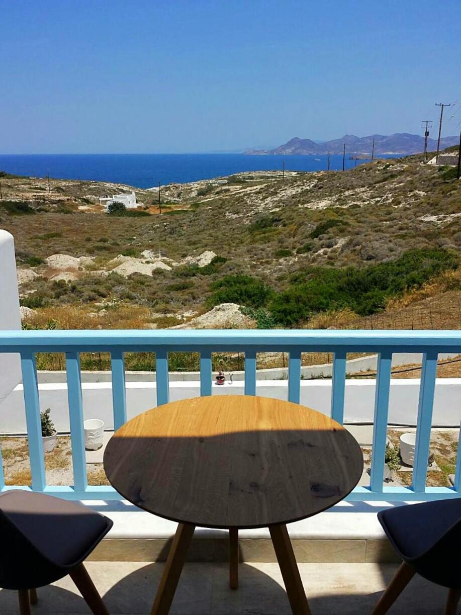 Sarakiniko Rooms Adamantas  Dış mekan fotoğraf