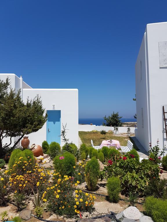 Sarakiniko Rooms Adamantas  Dış mekan fotoğraf