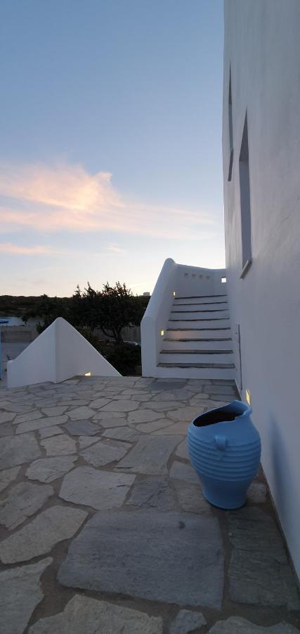Sarakiniko Rooms Adamantas  Dış mekan fotoğraf